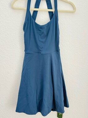 SoftlyZero™ Airy Backless Twisted Flare Low Support